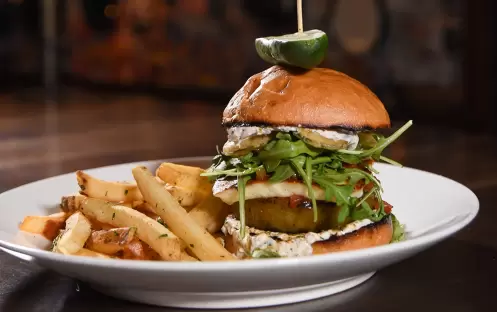 Fontainbleau - Michael Mina Burger Fontainbleau - Michael Mina Burger